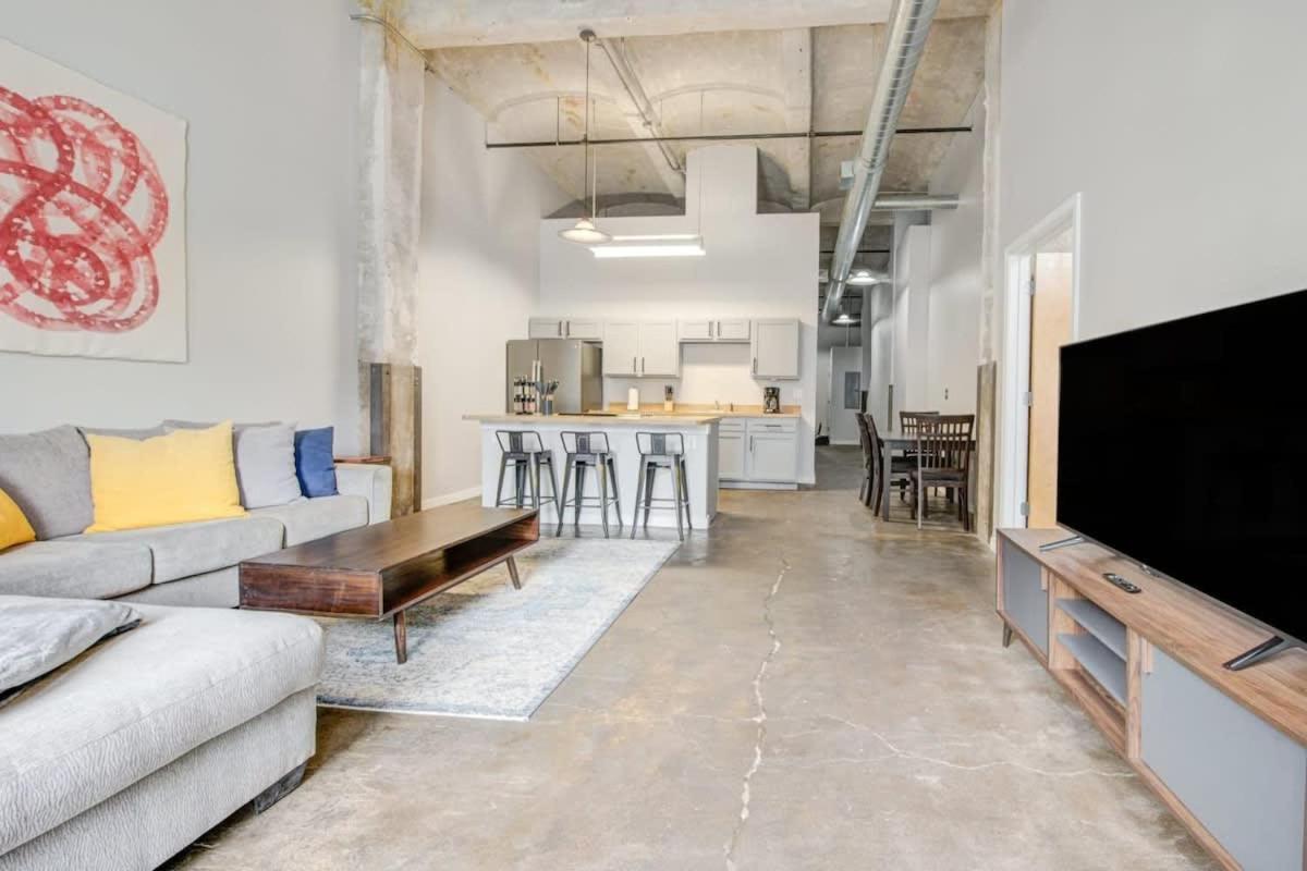 3Br Luxury Historic Loft With Gym By Envitae كانزاس سيتي المظهر الخارجي الصورة